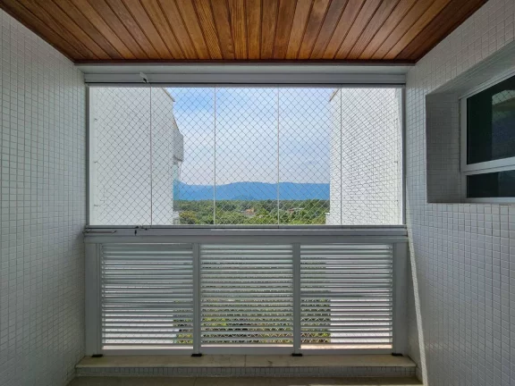 Imagem Deslumbrante Cobertura de 5 Quartos com Vista para Serra no Módulo 7.