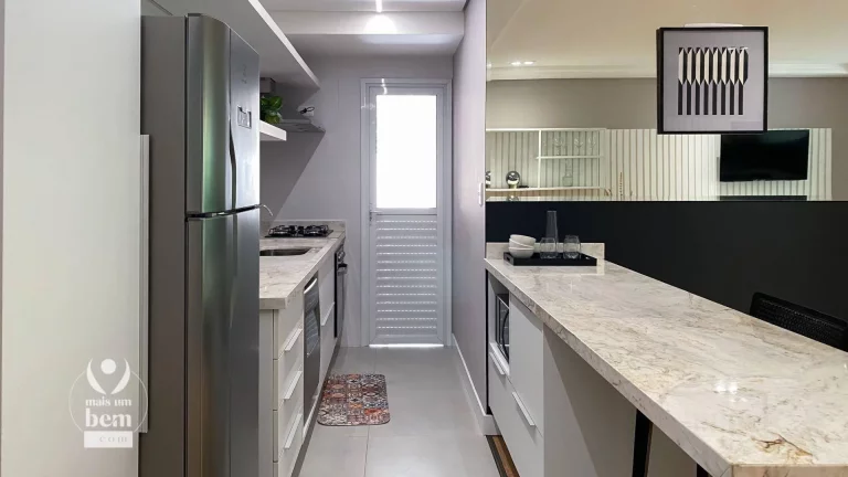 Imagem Venha morar em meio a natureza! Apartamento com 3 quartos (1 suíte), sacada com churrasqueira à venda por R$ 987.000 - Bacacheri - Curitiba/PR