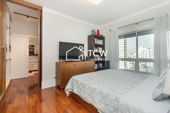 Imagem Apartamento 3 Suítes em Aclimação SP