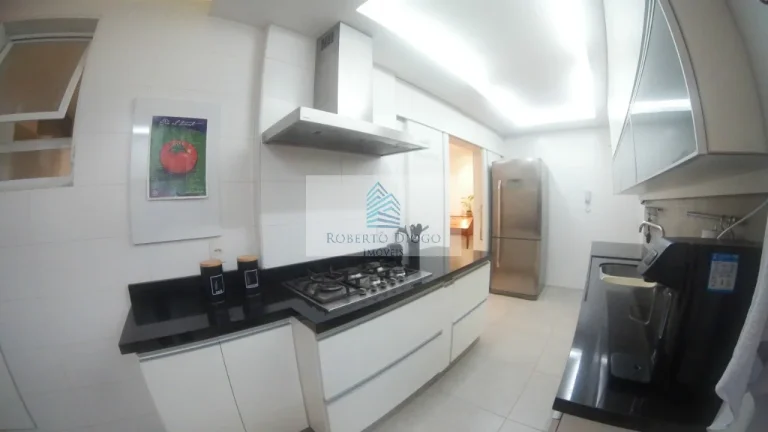 Imagem Apartamento à venda em Botafogo, Rio de Janeiro - 3 quartos, 1 suíte, 1 sala, 3 banheiros, 1 vaga de garagem - 120m²