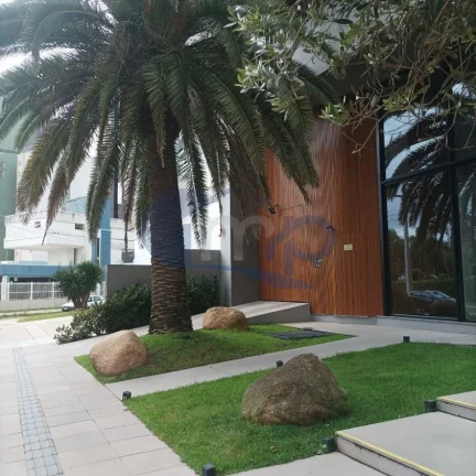 Imagem Apartamento á venda com 2 dormitórios no Predial em Torres/RS