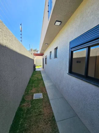 Imagem Casa 3 Suites Sozinha No Lote No 3 Marias