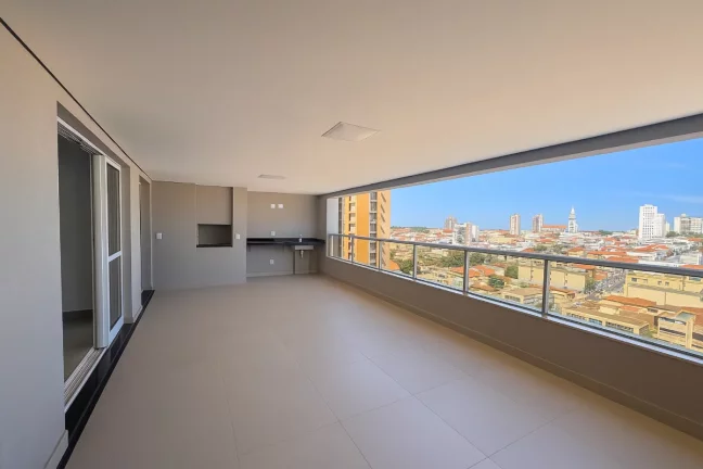 Imagem Apartamento tipo para venda em Centro com 3 quartos, sendo 3 suítes, 180m2