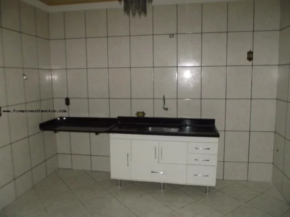Imagem Casa para Venda em Limeira, Parque Residencial ANAVEC, 3 dormitórios, 1 suíte, 3 banheiros, 5 vagas