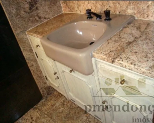 Imagem Excelente apartamento com living para 3 ambientes, varanda, lavabo, 3 suítes, ampla cozinha, área ...