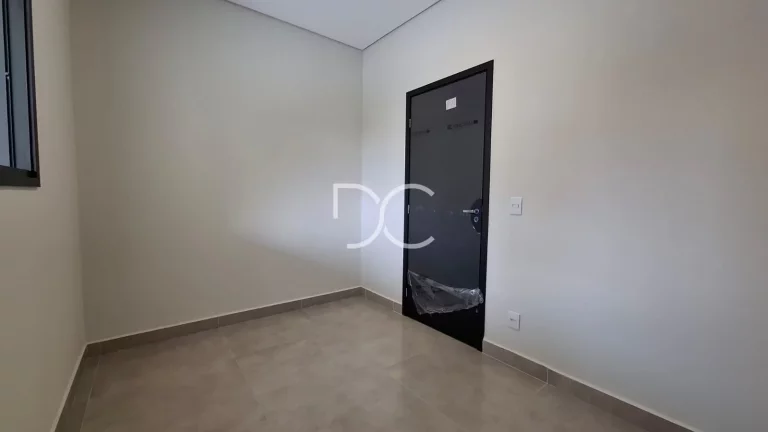 Imagem Condomínio Terras de São Francisco - Venda Casa Térrea AC 115 m² | AT 182 m² | 3 Dorm | 1 Suíte | 2 Ban | 2 Vagas