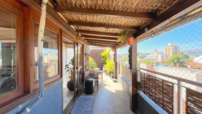 Imagem Cobertura à venda em Porto Alegre, Petrópolis, com 2 quartos, 131m2