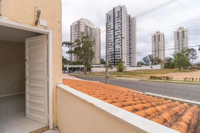 Imagem Sobrado de 3 quartos no bairro Campo Comprido