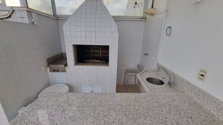 Imagem PITANGUEIRAS- COBERTURA PENTHOUSA COM MARAVILHOSA VISTA , LAZER E 02 VAGAS .