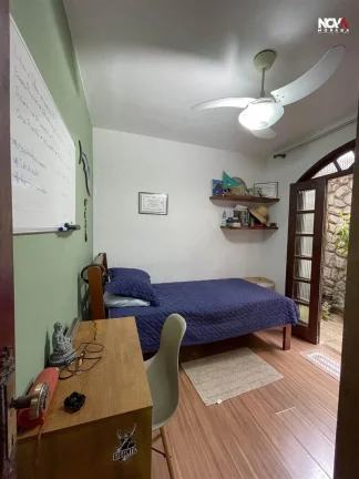 Imagem Se você procura uma residência que una o charme do estilo rústico com o conforto de uma infraestr...