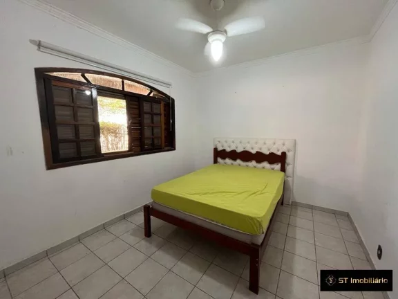 Imagem Chácara com 4 dormitórios à venda em Atibaia/SP - 2.000m² por R$920.000!