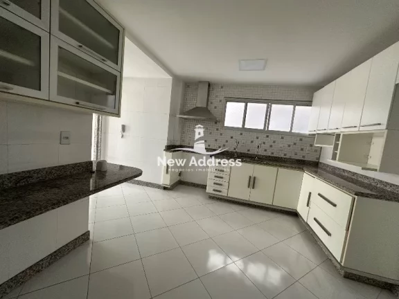 Imagem Lindo 4 quartos de frente para o mar à venda na Praia da Costa - Vila Velha