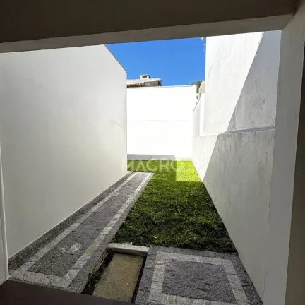 Imagem Casa semi mobiliada | Amizade | 3 quartos (1 suíte) | 200m²