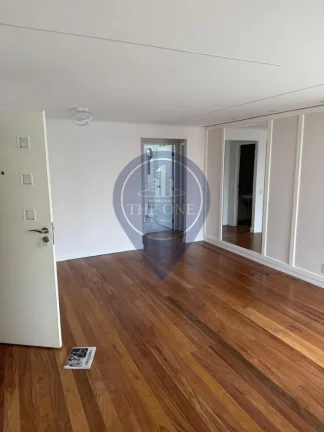 Imagem Apartamento de luxo no coração de São Paulo: 3 quartos, 1 suíte, 4 banheiros, 2 vagas na Jardim Vila Mariana - 118m². Venha conhecer!