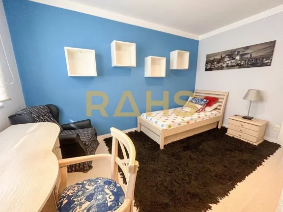 Imagem Apartamento maravilhoso completo no Atiradores, próximo ao Shopping Mueller. Possui 138,88m² priva...