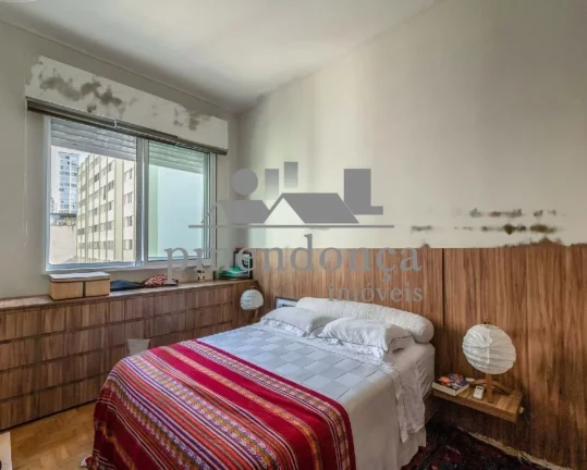 Imagem Apartamento de 115m² reformado, com sala ampla e moderna, em frente ao Shopping Higienópolis.