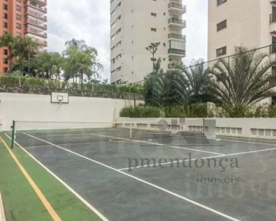Imagem Apartamento todo iluminado e com varandas na melhor rua do bairro de Higienópolis. Muito espaçoso,...