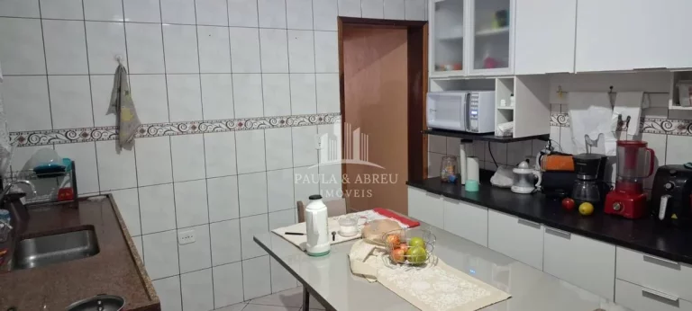 Imagem São 2 casas, 4 Cômodos e 2 Cômodos Grande, Já com Renda, 2 Vagas Pé direito 5mts no Jardim Zaíra 3 em Mauá