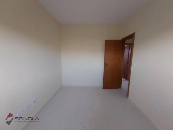 Imagem Sobrado com 2 dormitórios à venda, 52 m² por R$ 295.000,00 - tude basto - Praia Grande/SP