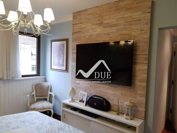 Imagem Apartamento com 3 dormitórios à venda, 185 m² por R$ 1.080.000,00 - Boqueirão - Santos/SP
