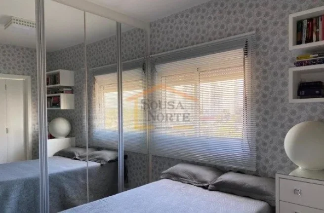 Imagem Apartamento amplo e confortável com 116m², em prédio com apenas 2 unidades por andar. Sala espaç...