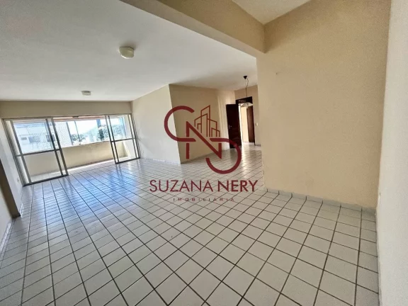 Apartamento amplo e localizado a 5 minutos do shopping Midway e ao IFRN.