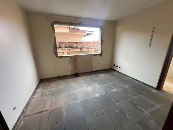 Imagem Sobrado para reforma de frente para a praia - Peruíbe//SP