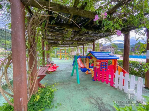 Imagem Casa à venda, 390 m² por R$ 1.945.000,00 - Vargem Grande - Teresópolis/RJ