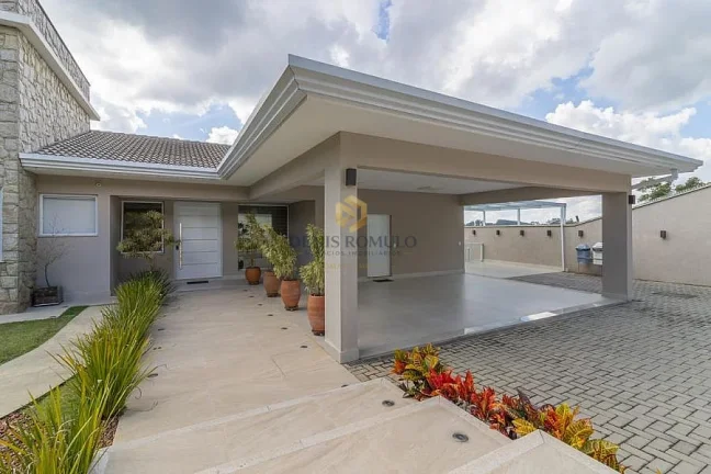 Imagem Casa de condomínio, 3 suítes, 500m² - Serra da Cantareira