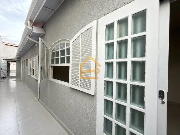 Casa à venda com 3 quartos, 2 banheiros, Jd Santa Maria, Jacareí SP