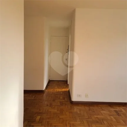Imagem Apartamento à venda com 2 quartos no condomínio Edifício Guaracá, São Paulo - SP