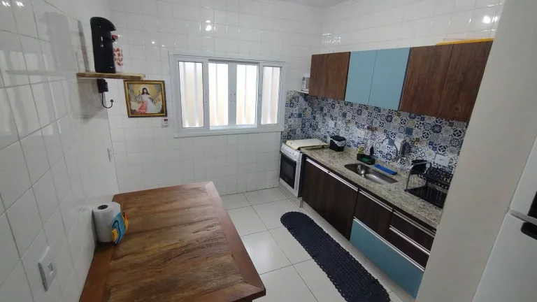 Imagem CASA ESTILO APTO - 2 DORMITÓRIOS À 400 M. PRAIA MARANDUBA - UBATUBA