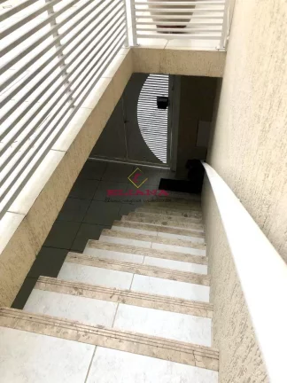Imagem Sobrado à venda em São Paulo, Vila Guedes, com 3 quartos, 119m²
