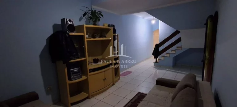 Imagem Sobrado de 3 Quartos, sendo 1 Suíte, 2 Vagas, Financia, Sóton, Área de Lazer com Churrasqueira no Jardim Mauá-SP
