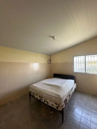 Imagem Casa térrea à venda no Robalo. Loteamento Recanto das Chácaras em Aracaju-SE! 3 quartos, 1 suite, 1 sala, 2 banheiros, 20 vagas de garagem, 130,00 m² de área.