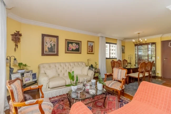 Imagem Apartamento Perdizes - 170M², 4 Dorms, 2 Suítes, 3 Salas, 3 Vagas Demarcadas, Face Norte, Varanda, Armários, Depósito, Hidromassagem, Piscina.