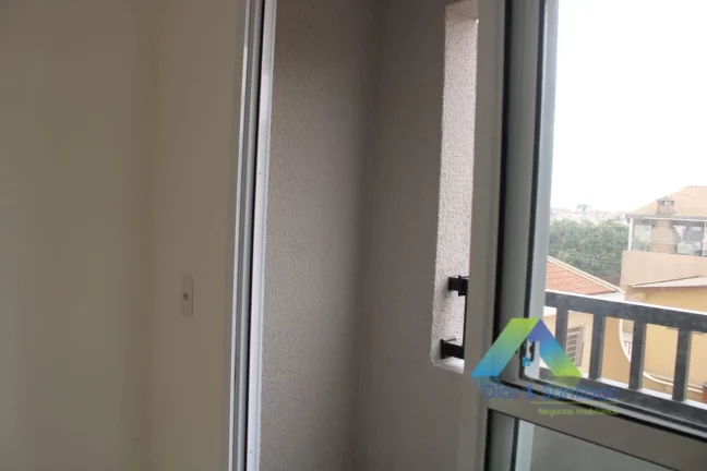Imagem Lindo apartamento studio novo em localização privilegiada na área nobre e plana da Vila das Mercês próximo de todos os comercios!