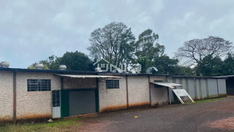 Imagem Terreno industrial com Barracão BR saida Itapejara Do Oeste