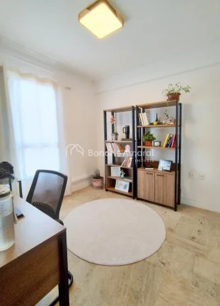 Imagem Apartamento com 70m², totalmente reformado com projeto assinado por arquiteta, oferecendo ambientes...