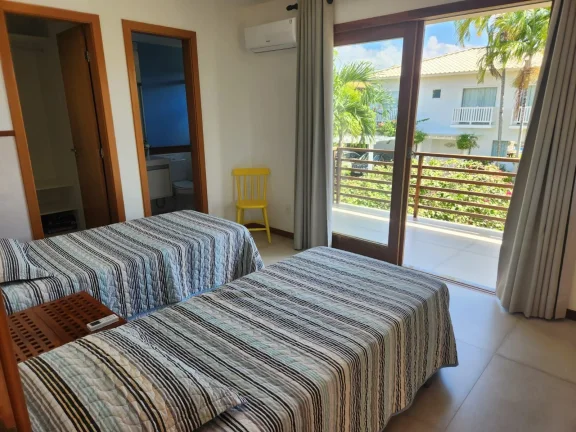 Imagem Casa em condomínio à venda na Praia do Forte em Mata de São João-BA