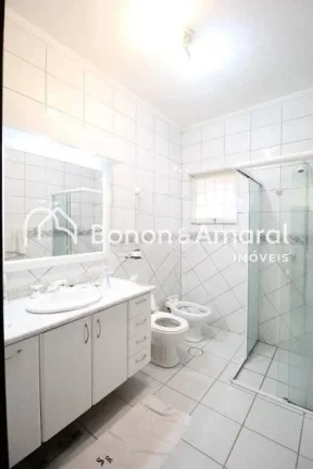 Imagem Se você busca espaço, conforto e contato com a natureza, essa casa vai te conquistar.
Em um terren...