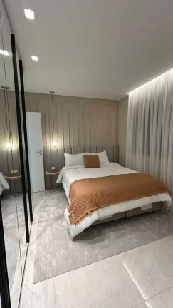 Imagem Apartamento finamente mobiliado com 4 suítes e 3 vagas de garagem em Meia Praia - Itapema/SC