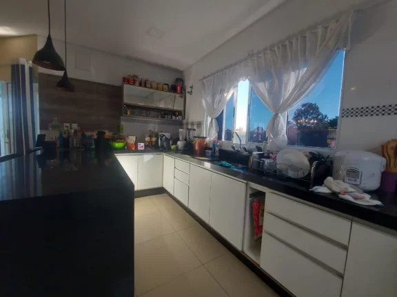 Imagem Casa à venda no condomínio Granja Caiapiá | Batelli Imóveis