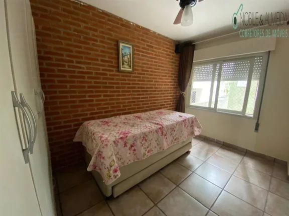 Imagem Porteira Fechada.