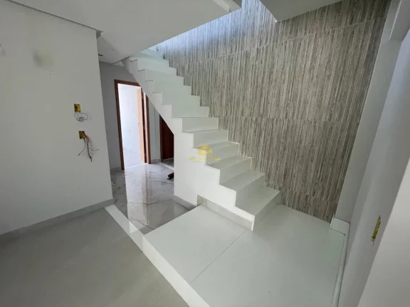 Imagem Cobertura Duplex de Luxo em Guarapari: Vista para o Mar na Praia da Areia Preta
Esta é a Cobertura ...