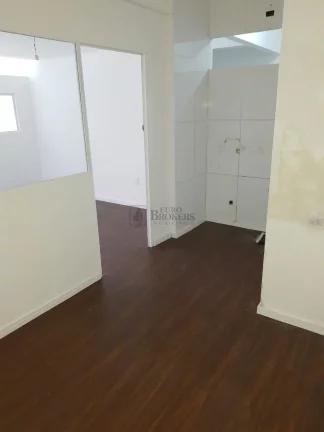 Imagem Sala comercial para locação anual em Balneário Camboriú.