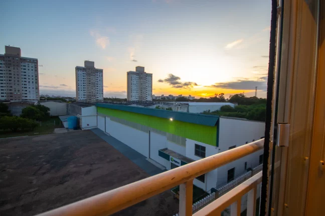 Imagem Apartamento 3 dormitórios 1 siute, 2 vagas, Bairro Humaitá - Porto Alegre