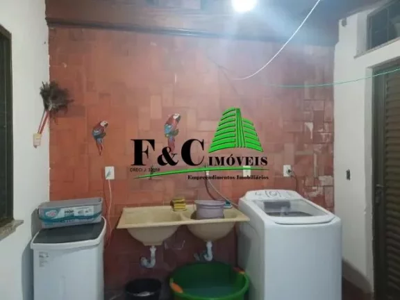 Imagem Casa para Venda em Limeira, Jardim Hortência, 4 dormitórios, 1 suíte, 2 banheiros, 2 vagas