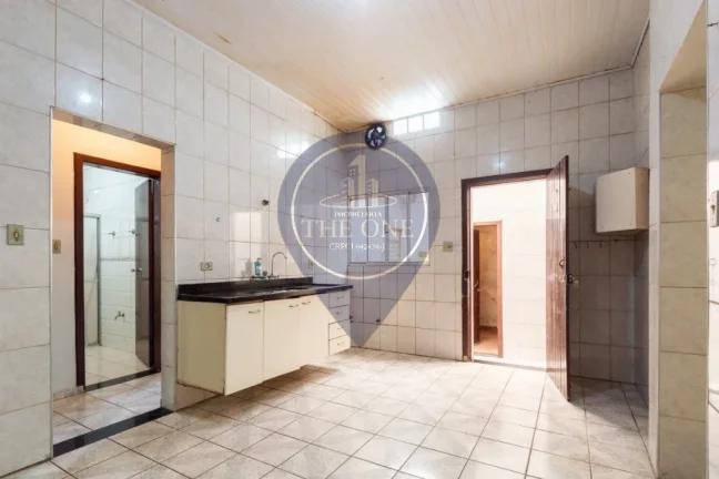 Imagem Casa à venda em São Paulo-SP, Vila Dom Pedro I, 4 quartos, 1 suíte, 2 salas, 1 banheiro, 126m² de área.
