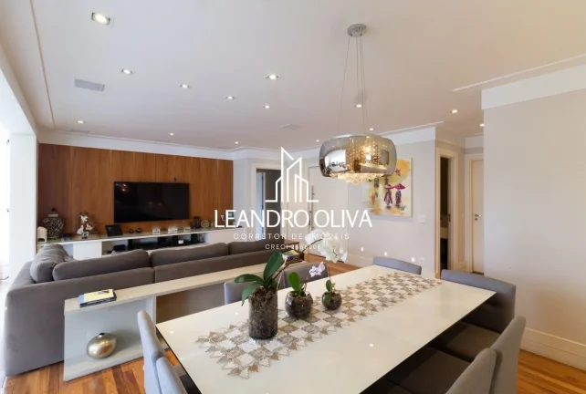 Imagem Condomínio Maison Lalique - Apartamento à venda com 181m², 4 quartos, 3 suites e 3 vagas em Moema